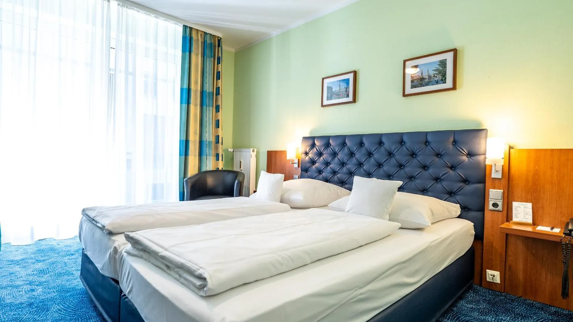 ***  Hotel Hanseport Amburgo Germania